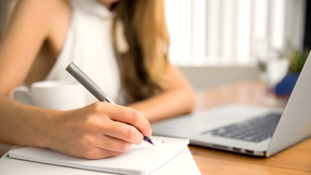 Mitä hyvä kiinteistöhuoltosopimus sisältää?